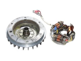 (Bild für) Zündung SET Zündgrundplatte Polrad 1910g Vespa V50, PV 125