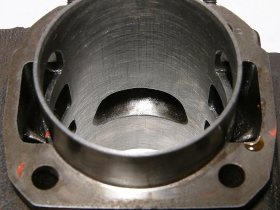 (Bild für) Zylinder 136 ccm Malossi MKI mit Zylinderkopf Vespa V50, PV, PK #4