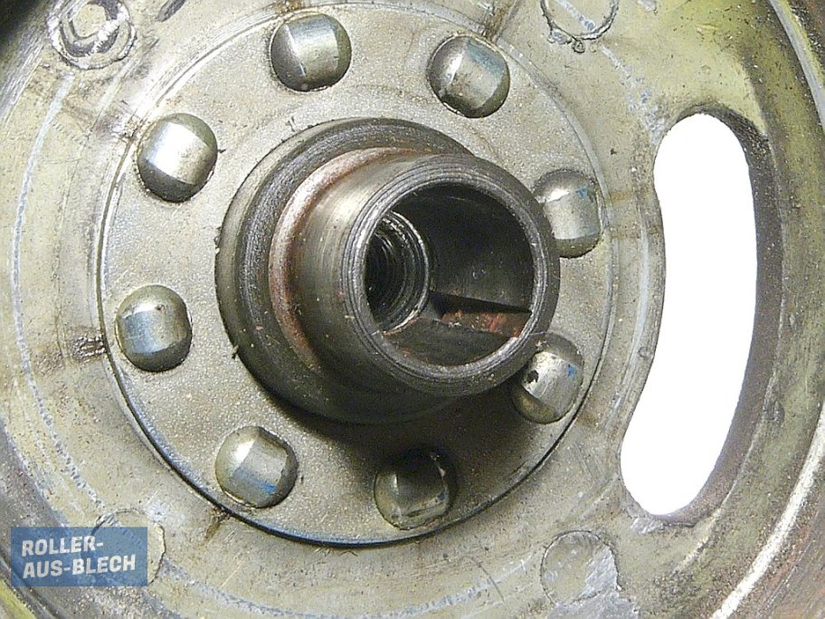 (Bild für) Polrad 1910g Zündung SET ZGP Vespa V50 PV 125 - zum Schließen ins Bild klicken